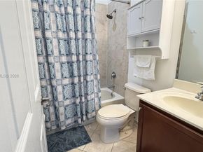 11605 NW 89th St 220, Doral FL 33178