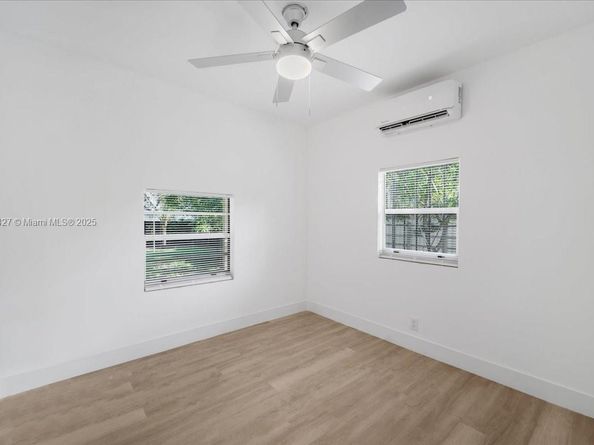 2911 NW 30th St, Miami FL 33142