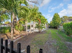 2911 NW 30th St, Miami FL 33142