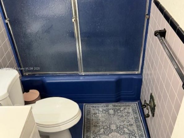 204 SW 7th Ave, Hallandale Beach FL 33009