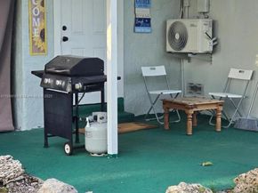 204 SW 7th Ave, Hallandale Beach FL 33009