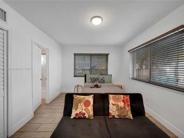 3181 NW 5th Ave, Miami FL 33127