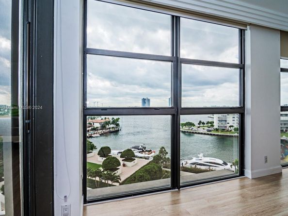 1000 Island Blvd 802, Aventura FL 33160