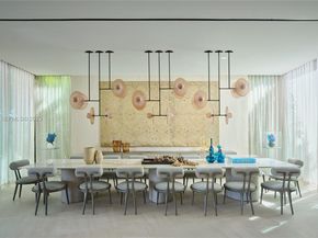 1413 N Venetian Way, Miami FL 33139