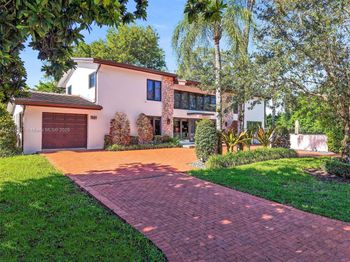 1501 Algardi Ave