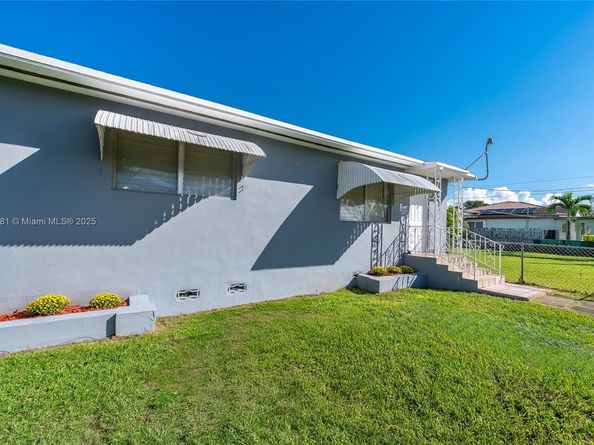 6595 SW 31st St, Miami FL 33155