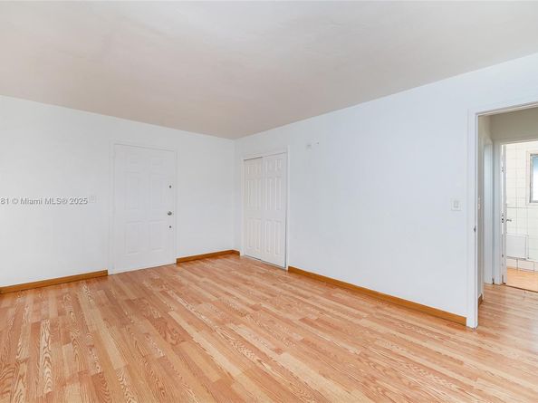 6595 SW 31st St, Miami FL 33155