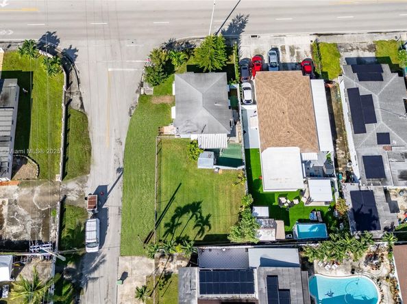6595 SW 31st St, Miami FL 33155
