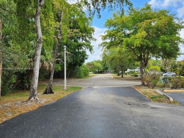 1335 NW 94th Way 1335, Coral Springs FL 33071