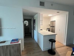 50 Menores Ave 408, Coral Gables FL 33134