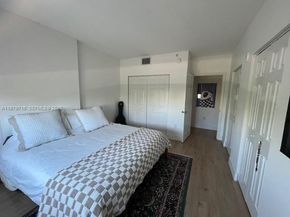 50 Menores Ave 408, Coral Gables FL 33134