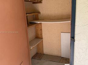 9863 Three Lakes Cir, Boca Raton FL 33428