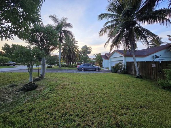 1510 NW 17th St, Homestead FL 33030