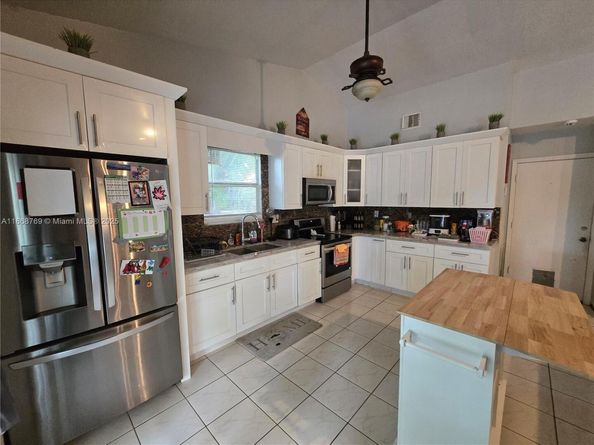 1510 NW 17th St, Homestead FL 33030