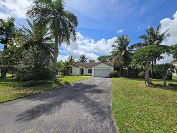 1510 NW 17th St, Homestead FL 33030