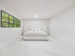 528 Sevilla Ave, Coral Gables FL 33134