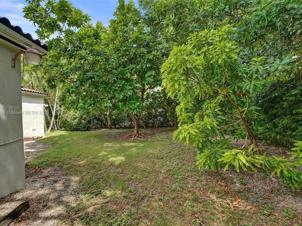 528 Sevilla Ave, Coral Gables FL 33134