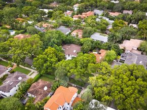 528 Sevilla Ave, Coral Gables FL 33134