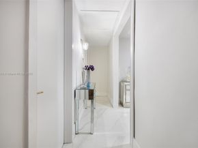 528 Sevilla Ave, Coral Gables FL 33134