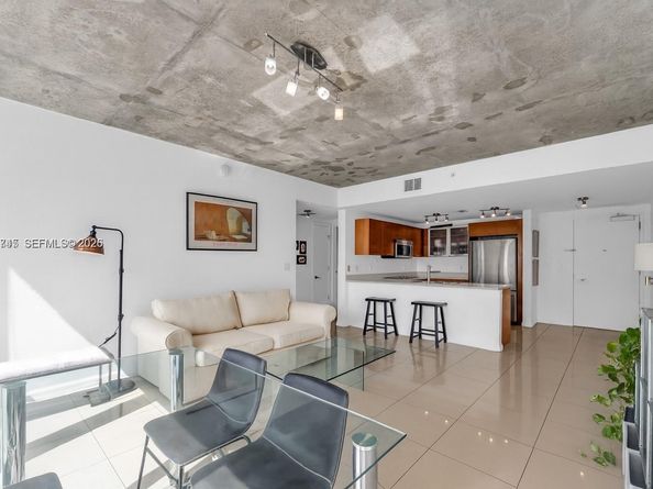 3250 NE 1st Ave 1120, Miami FL 33137