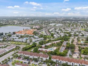 20801 San Simeon Way 105, Miami FL 33179