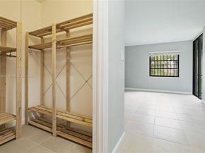 20801 San Simeon Way 105, Miami FL 33179