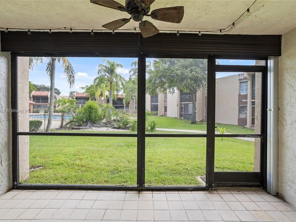 20801 San Simeon Way 105, Miami FL 33179