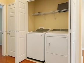 380 NE 37th Ter, Homestead FL 33033