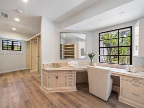 3500 Flamingo Dr, Miami Beach FL 33140