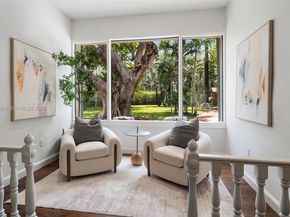 3500 Flamingo Dr, Miami Beach FL 33140