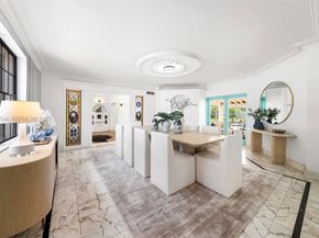 3500 Flamingo Dr, Miami Beach FL 33140