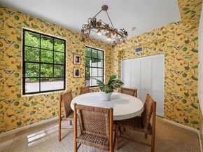 3500 Flamingo Dr, Miami Beach FL 33140