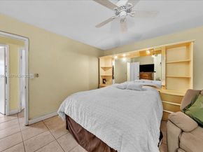 5287 NW 193rd Ln, Miami Gardens FL 33055