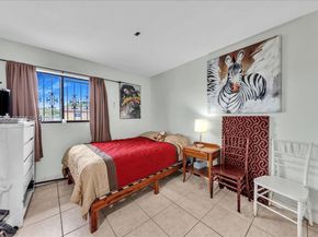 5287 NW 193rd Ln, Miami Gardens FL 33055