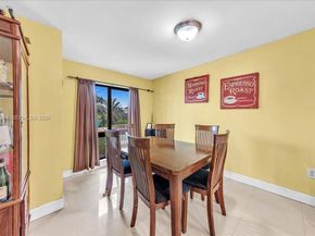 5287 NW 193rd Ln, Miami Gardens FL 33055