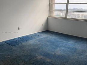 Undisclosed Address #A11939111, Aventura FL 33160