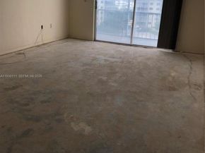 Undisclosed Address #A11939111, Aventura FL 33160