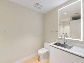 700 NE 24th St 5207, Miami FL 33137