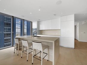 700 NE 24th St 5207, Miami FL 33137