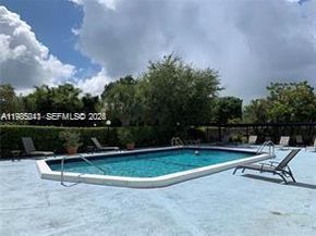 16950 W Dixie Hwy A128 Hwy A128, North Miami Beach FL 33160