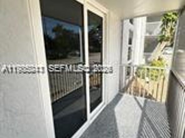 16950 W Dixie Hwy A128 Hwy A128, North Miami Beach FL 33160