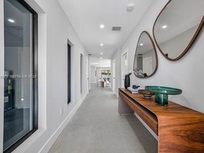 3225 Canal Dr, Pompano Beach FL 33062