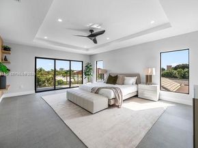 3225 Canal Dr, Pompano Beach FL 33062