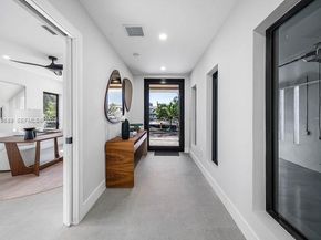 3225 Canal Dr, Pompano Beach FL 33062