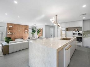 3225 Canal Dr, Pompano Beach FL 33062