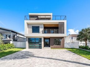 3225 Canal Dr, Pompano Beach FL 33062