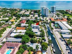 3225 Canal Dr, Pompano Beach FL 33062