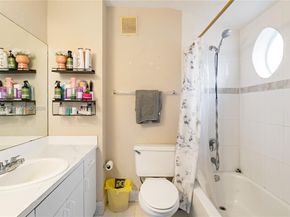 19620 SW 103rd Ct 11, Cutler Bay FL 33157