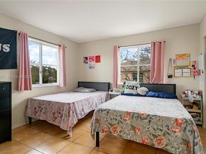 19620 SW 103rd Ct 11, Cutler Bay FL 33157