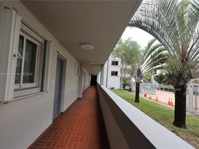 269 NW 7th St 117, Miami FL 33136